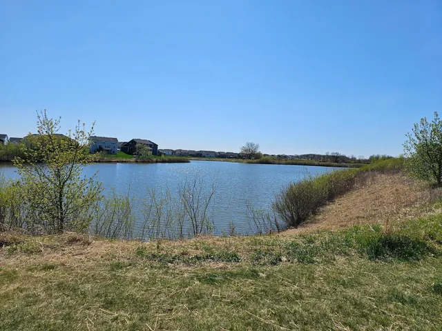 $365,000 | 10242 52nd Street, Albertville, MN 55301