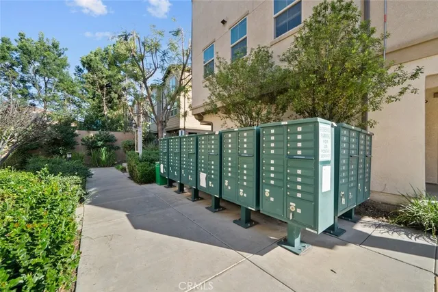 $715,000 | 7214 North Chestnut Lane, Van Nuys, CA 91405