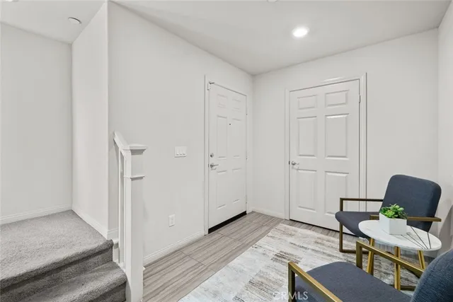 $715,000 | 7214 North Chestnut Lane, Van Nuys, CA 91405