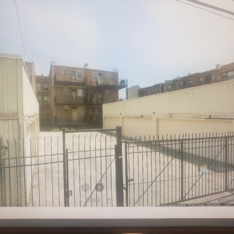 4832 South Indiana Avenue, Unit G28 Chicago, IL 60615 - Photo 1 of 2 a view of a balcony