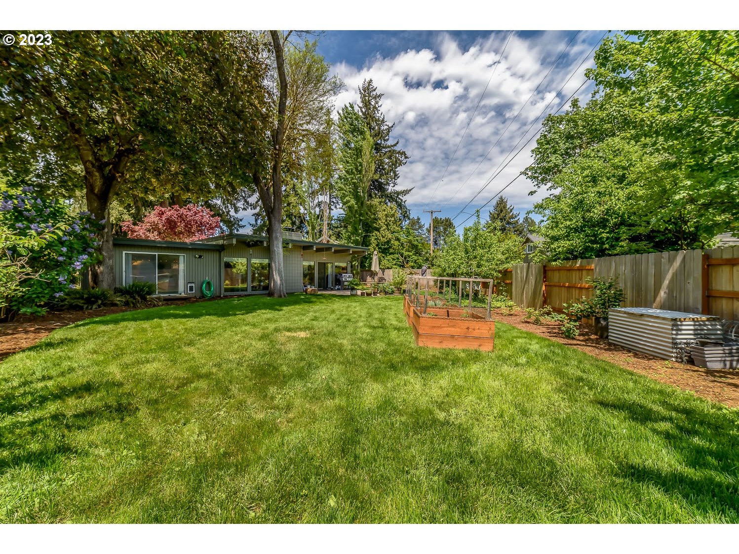 491 Winston Place Springfield, OR 97477 - Photo 33 of 34 Backyard