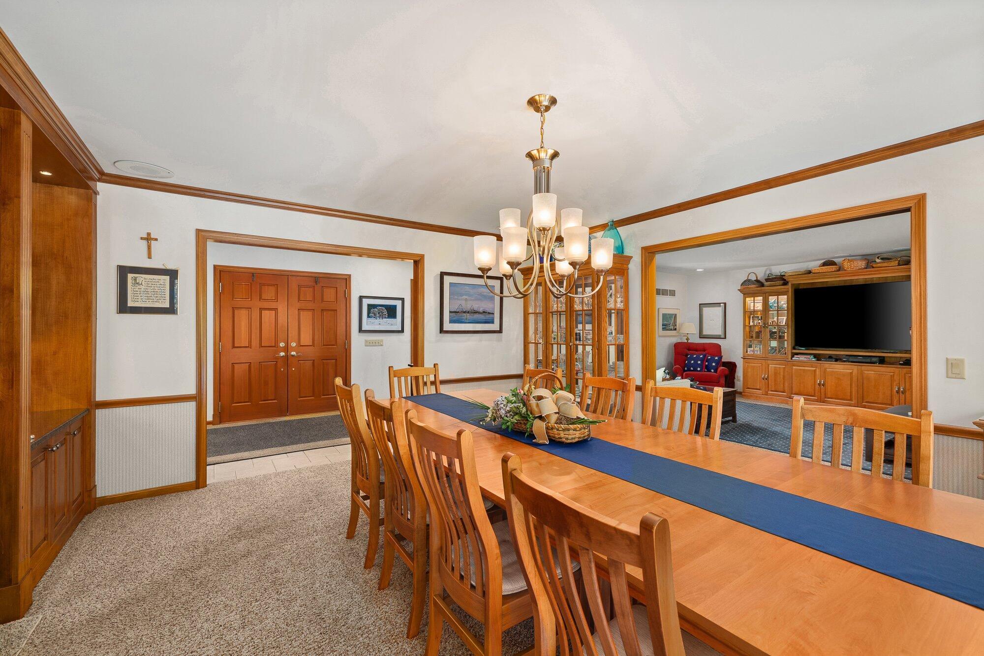 1833 East Hanley Road Mansfield, OH 44903 - Photo 31 of 94 21-int-dining-2