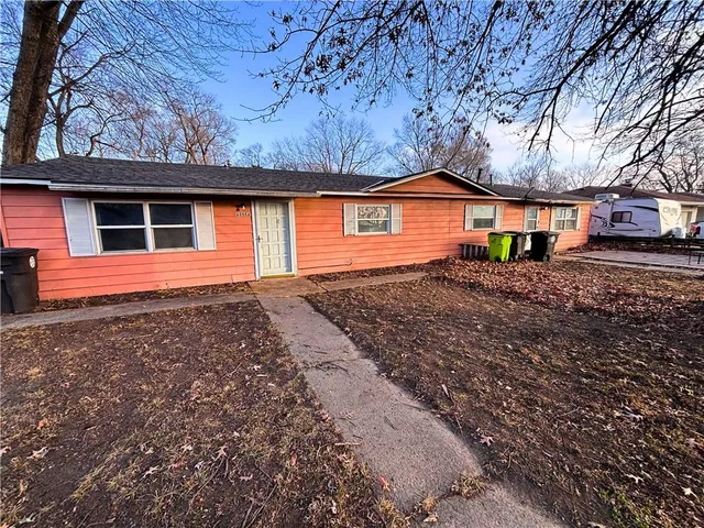 $185,000 | 6808 East 162nd Street, Belton, MO 64012