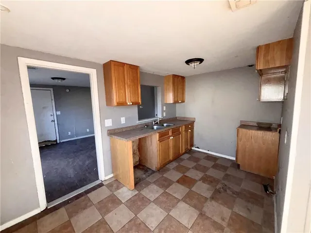 $185,000 | 6808 East 162nd Street, Belton, MO 64012