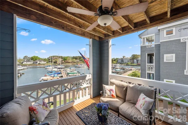 $599,000 | 18679 Vineyard Point Lane, Cornelius, NC 28031