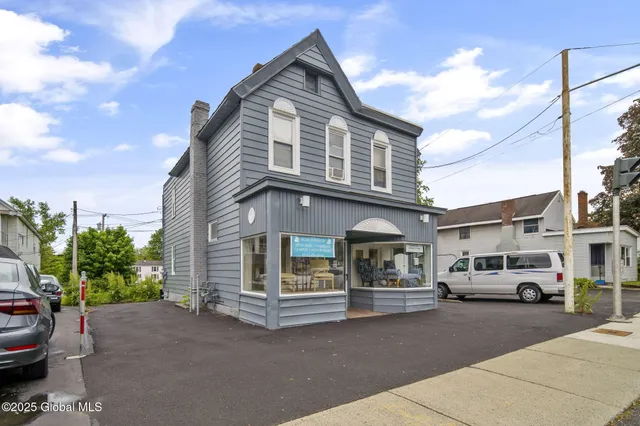 $279,000 | 243 Broadway, Menands, NY 12204