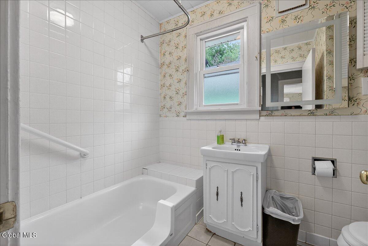 1 Spruce Street Colonie, NY 12205 - Photo 27 of 45 25-1 Spruce St-25