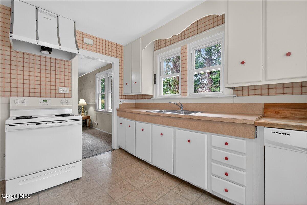 1 Spruce Street Colonie, NY 12205 - Photo 33 of 45 31-1 Spruce St-31