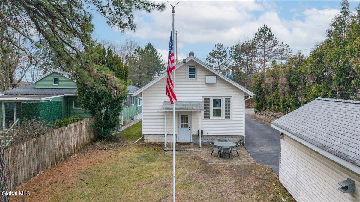 1 Spruce Street Colonie, NY 12205 - Photo 7 of 45 06-1 Spruce St-6