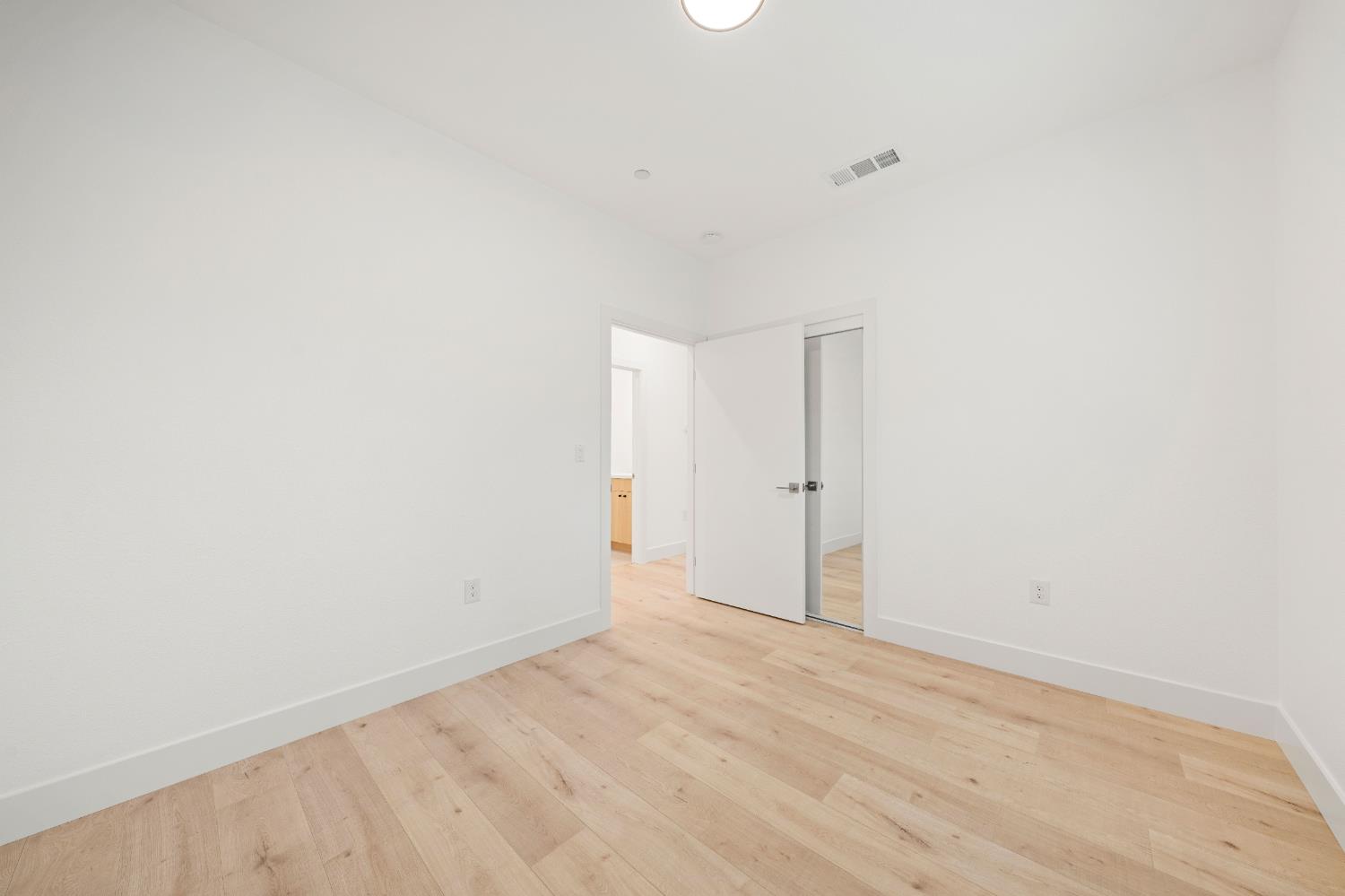 3912 Elm Street Sacramento, CA 95838 - Photo 34 of 41