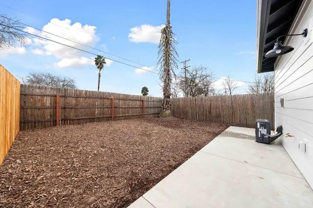 a view of backyard of house