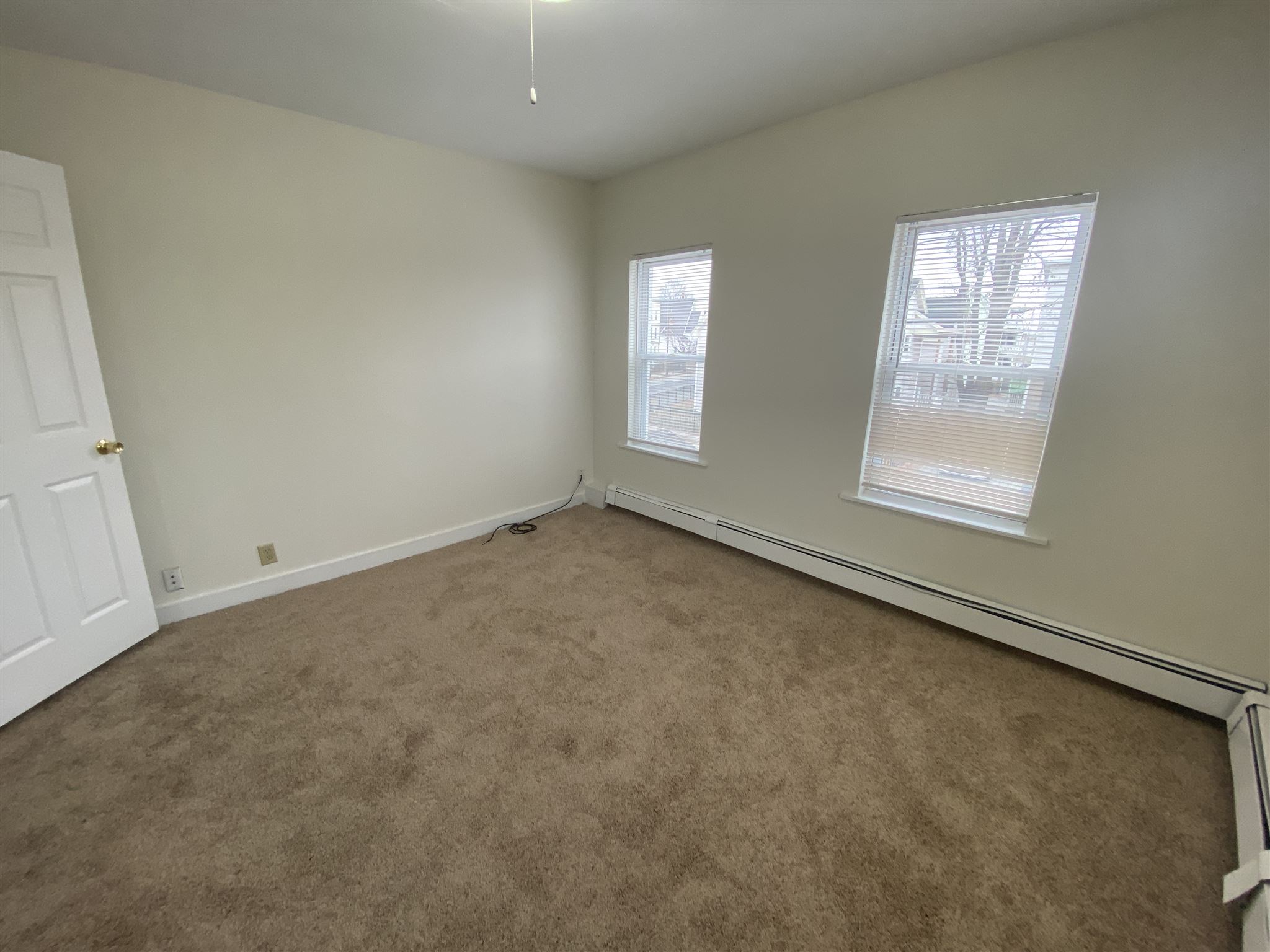 22 Ferry Street, Unit 2 Manchester, NH 03102 - Photo 35 of 40