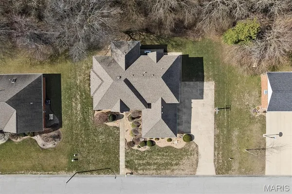 $599,000 | 499 Polk Street, Trenton, IL 62293