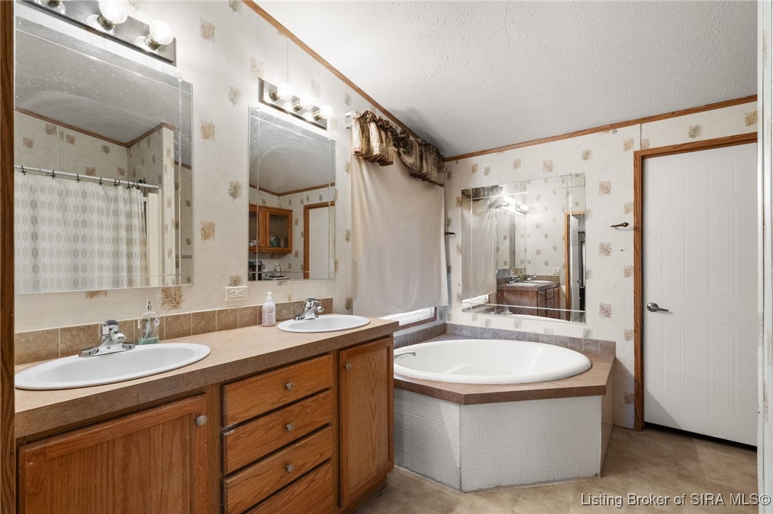 2825 North Williams Ridge Road, Unit B Eckerty, IN 47116 - Photo 16 of 27 Gallery Image 16