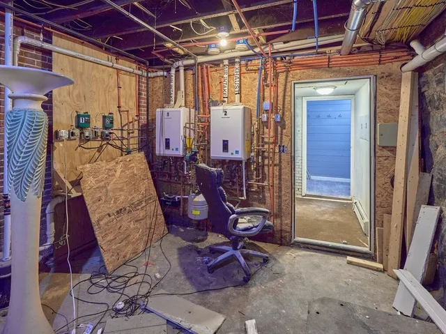 $420,000 | 34 Garnet Street, Fitchburg, MA 01420