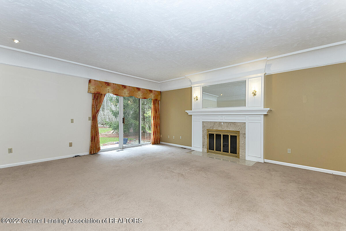 2514 Dustin Road Okemos, MI 48864 - Photo 15 of 43 10