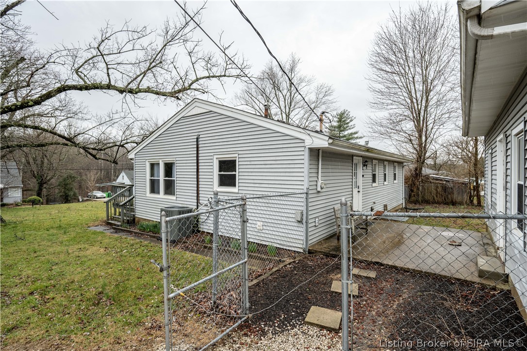 5840 Corydon Ridge Road Georgetown, IN 47122 - Photo 20 of 25
