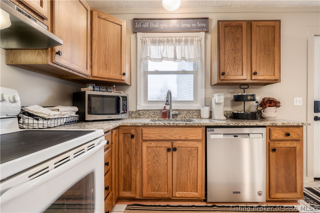 5840 Corydon Ridge Road Georgetown, IN 47122 - Photo 9 of 25