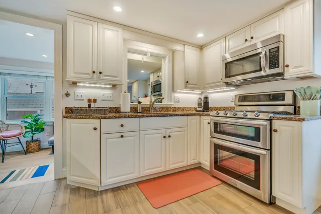 $949,900 | 4 Union Avenue, Old Orchard Beach, ME 04064