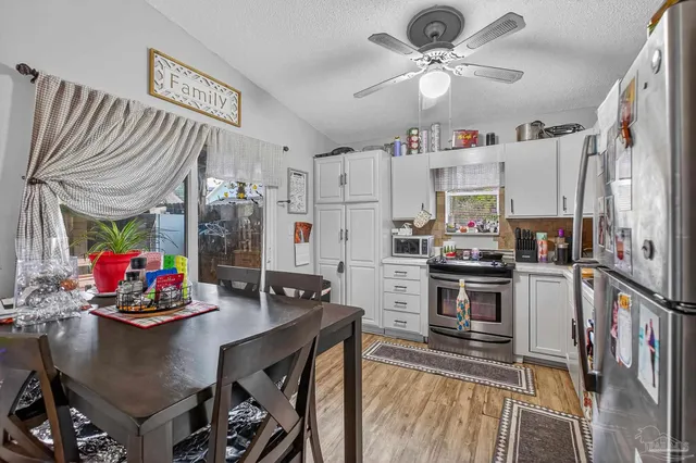 $135,000 | 4801 Sierra Drive, Unit A, Pensacola, FL 32526