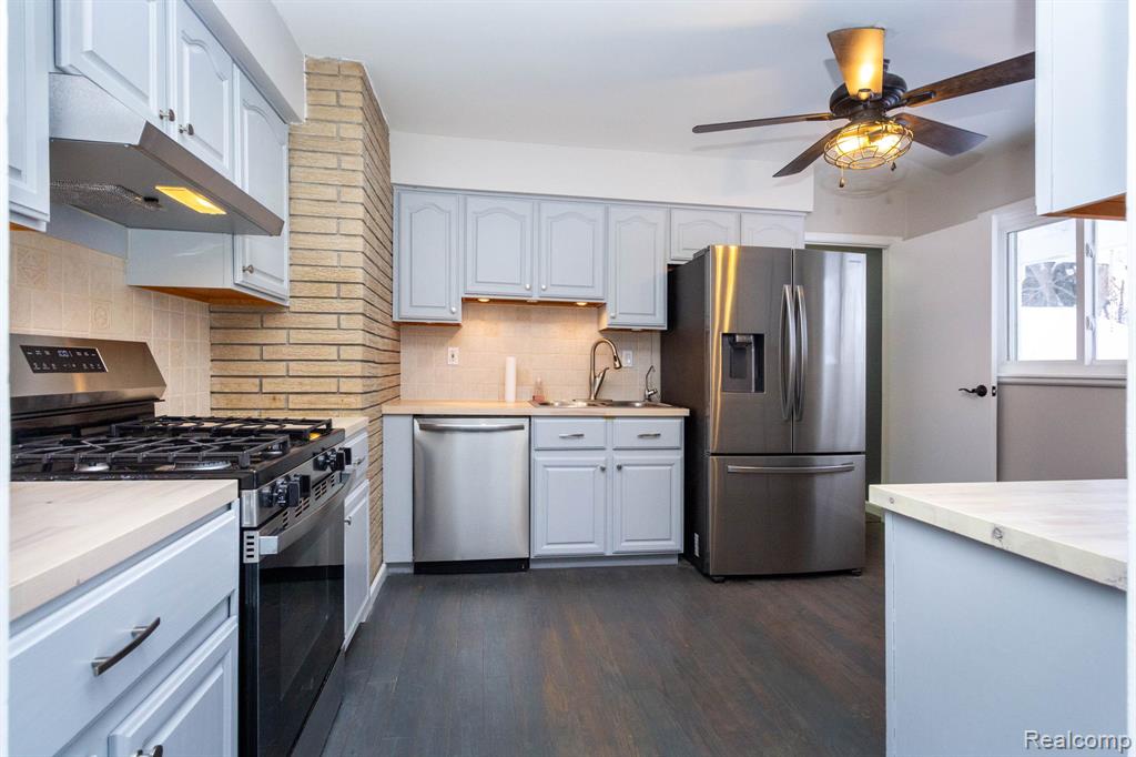 20500 Armada Ridge Road Armada, MI 48005 - Photo 13 of 47 Gallery Image 13