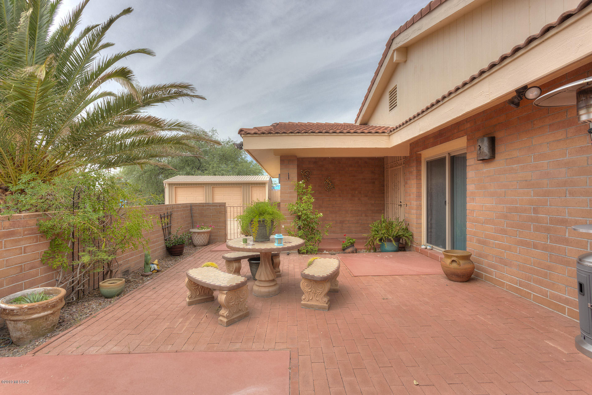 98 Back Nine Terrace Rio Rico, AZ 85648 - Photo 5 of 34