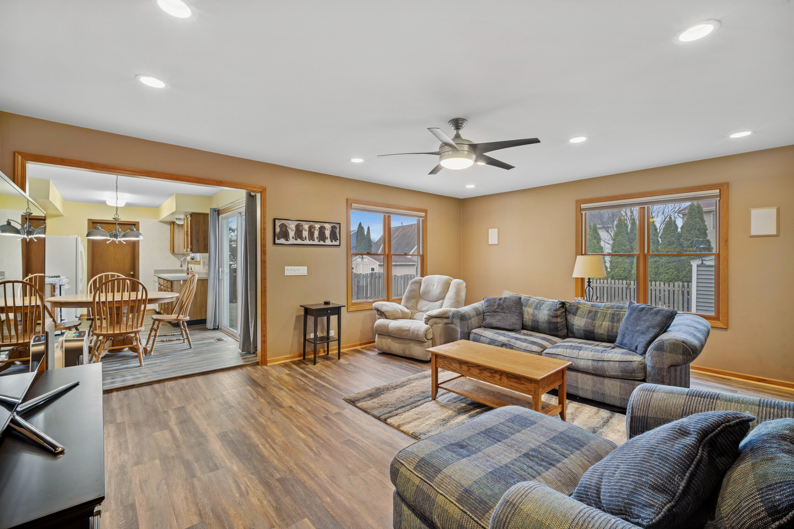 105 Red Cedar Drive Streamwood, IL 60107 - Photo 10 of 37