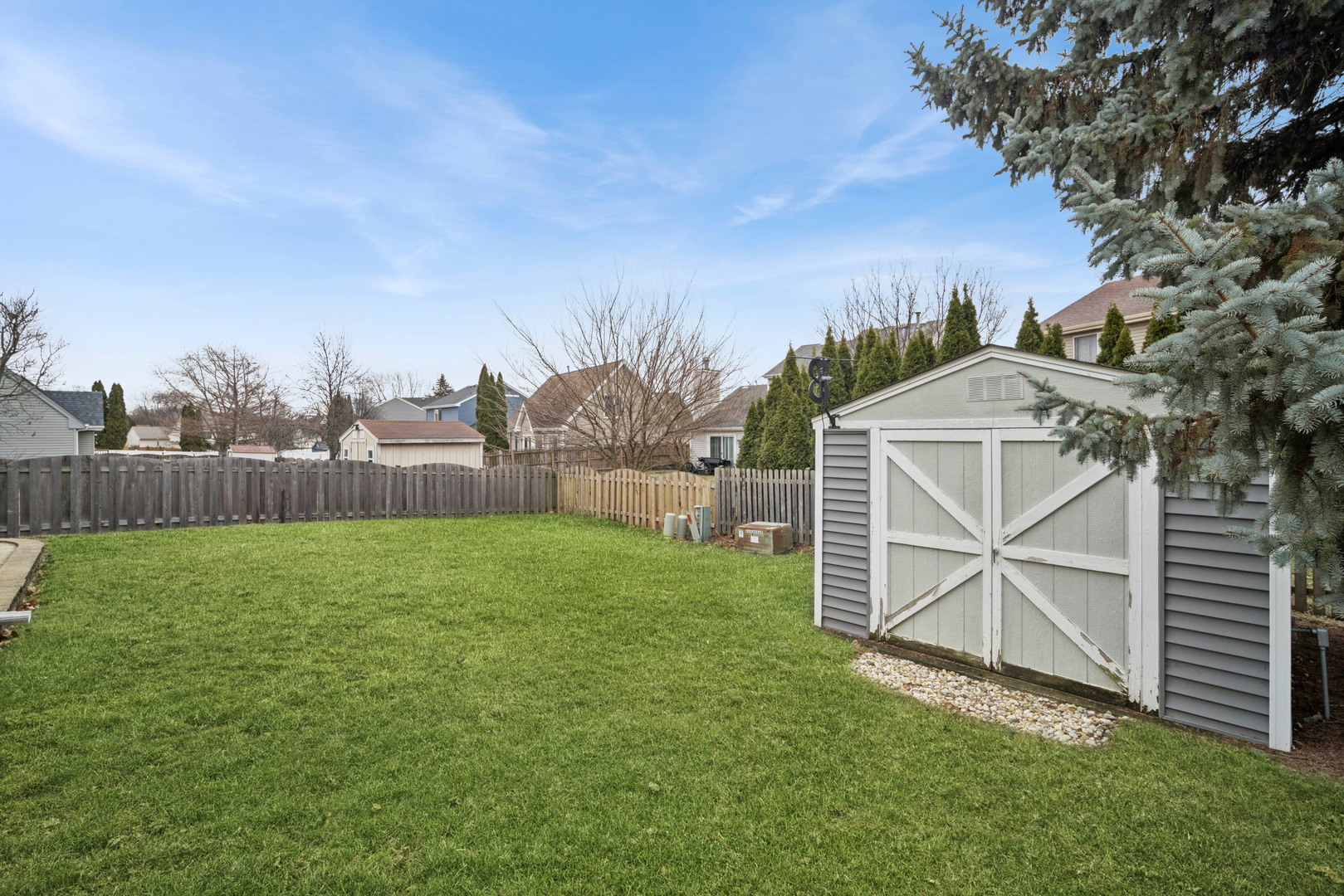 105 Red Cedar Drive Streamwood, IL 60107 - Photo 29 of 37