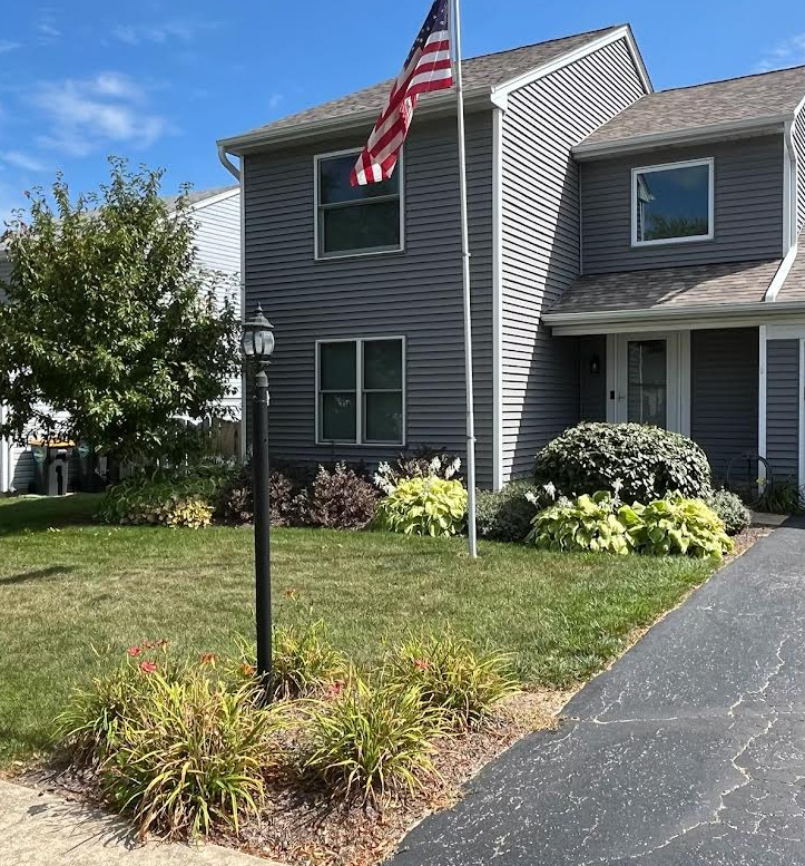 105 Red Cedar Drive Streamwood, IL 60107 - Photo 33 of 37