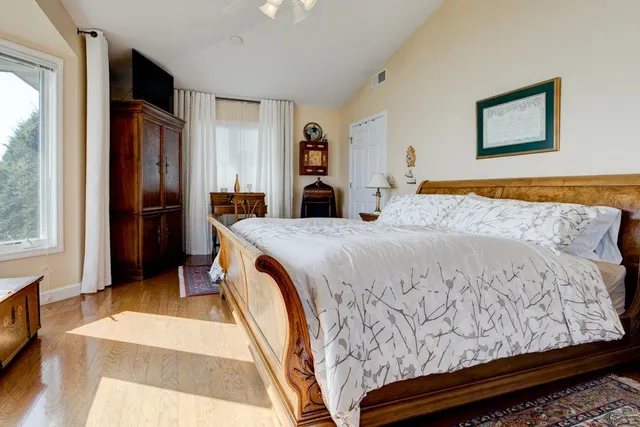 $462,000 | 2186 10th Street, Menominee, MI 49858