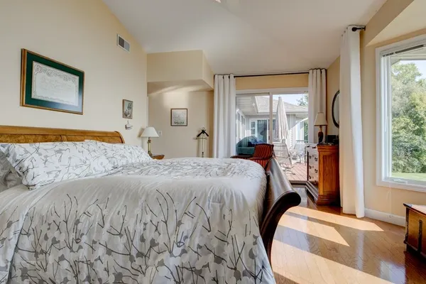 $462,000 | 2186 10th Street, Menominee, MI 49858