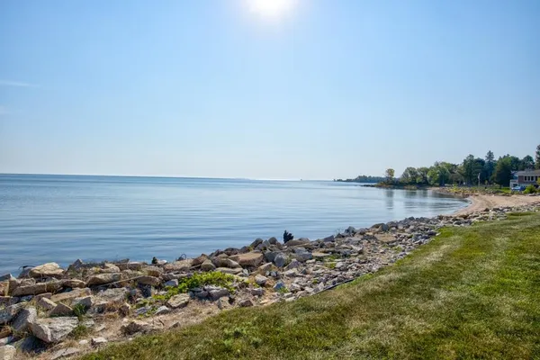 $462,000 | 2186 10th Street, Menominee, MI 49858