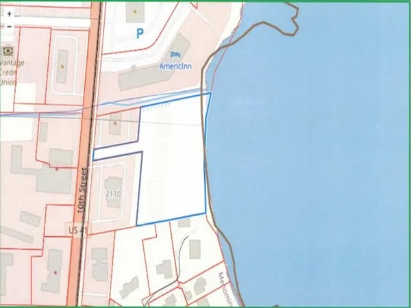 $462,000 | 2186 10th Street, Menominee, MI 49858