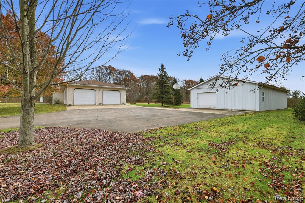 3854 Castle Road North Branch, MI 48461 - Photo 3 of 46