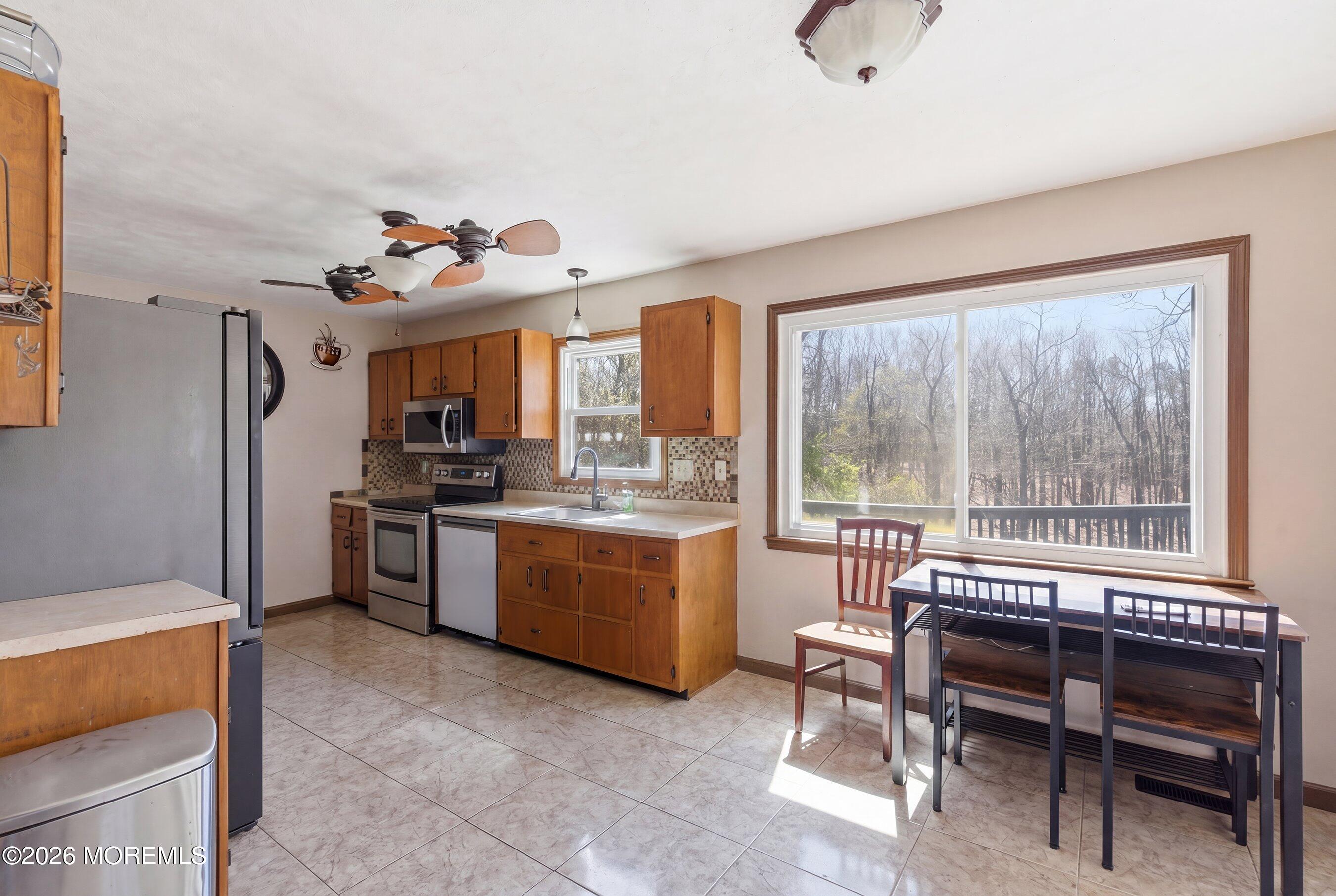 132 North Cooks Bridge Road Jackson, NJ 08527 - Photo 5 of 29 07-Kitchen 1