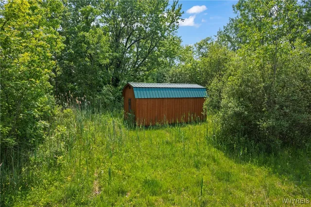 $235,000 | 8660 Wolcott Road, Clarence, NY 14032