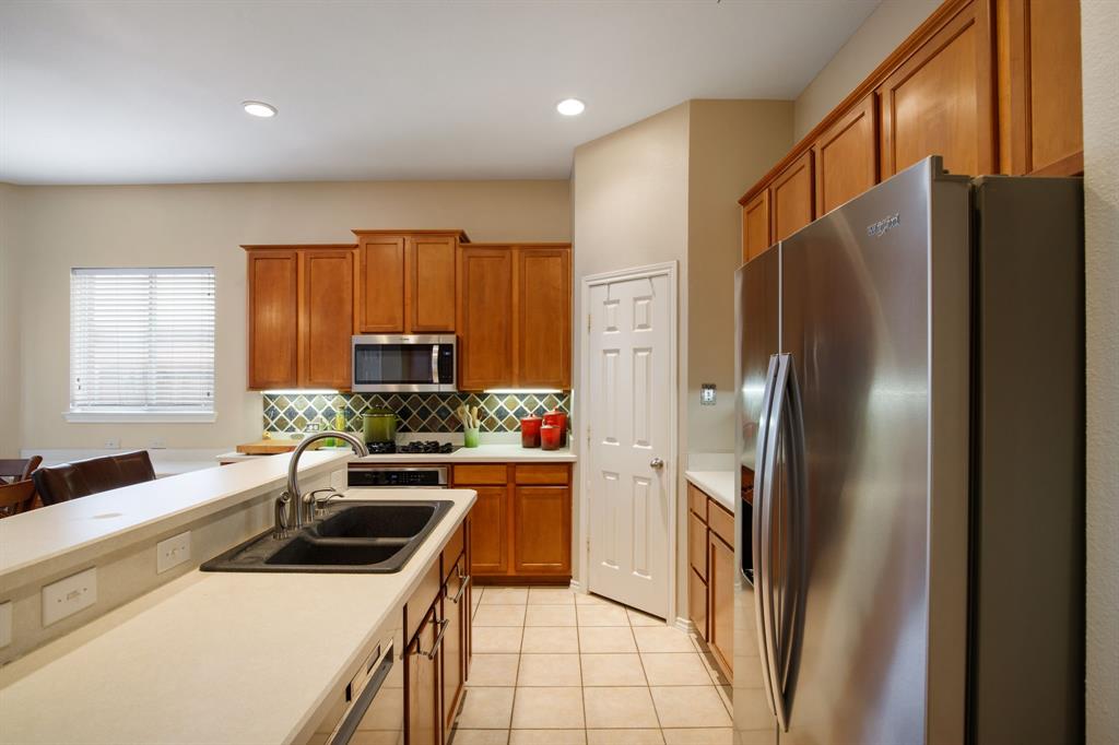 1670 Carson Lane Frisco, TX 75033 - Photo 13 of 40