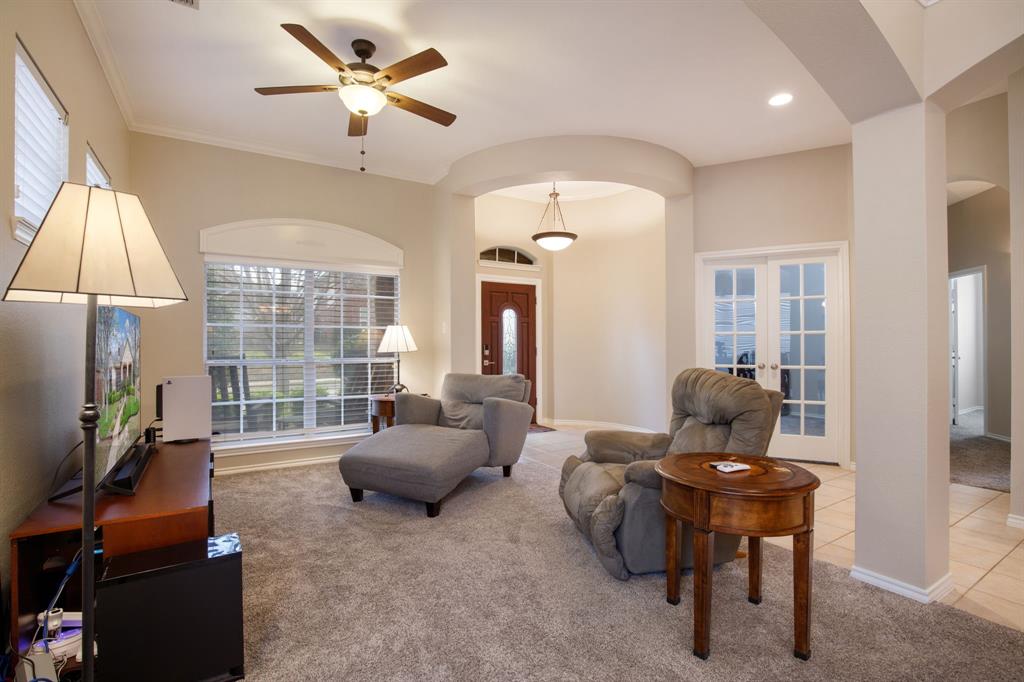 1670 Carson Lane Frisco, TX 75033 - Photo 6 of 40