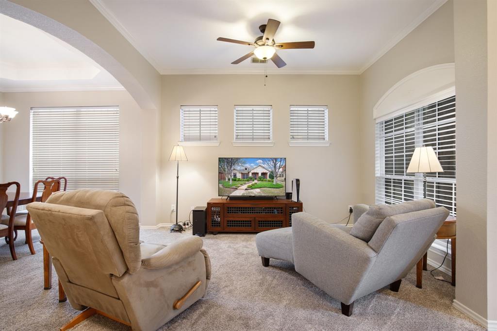 1670 Carson Lane Frisco, TX 75033 - Photo 7 of 40