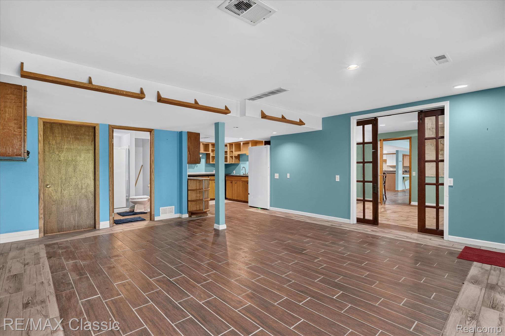12189 Gage Road Holly, MI 48442 - Photo 34 of 69 36-12189-Gage-Rd-WindowStill.jpg