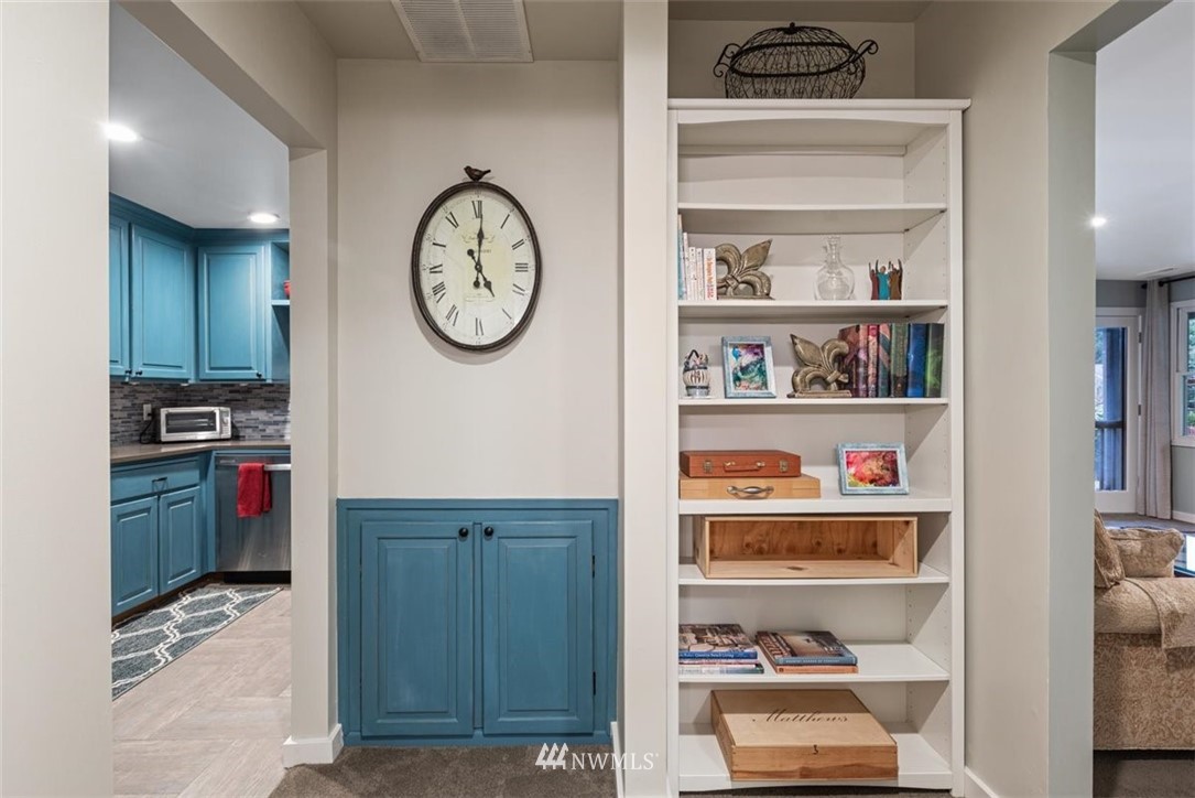 17926 Talbot Road Edmonds, WA 98026 - Photo 25 of 40