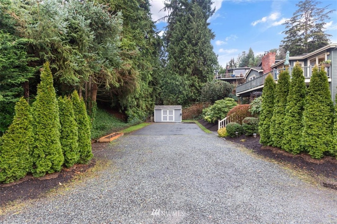 17926 Talbot Road Edmonds, WA 98026 - Photo 35 of 40