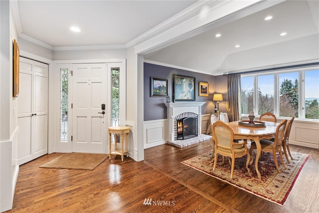 17926 Talbot Road Edmonds, WA 98026 - Photo 8 of 40