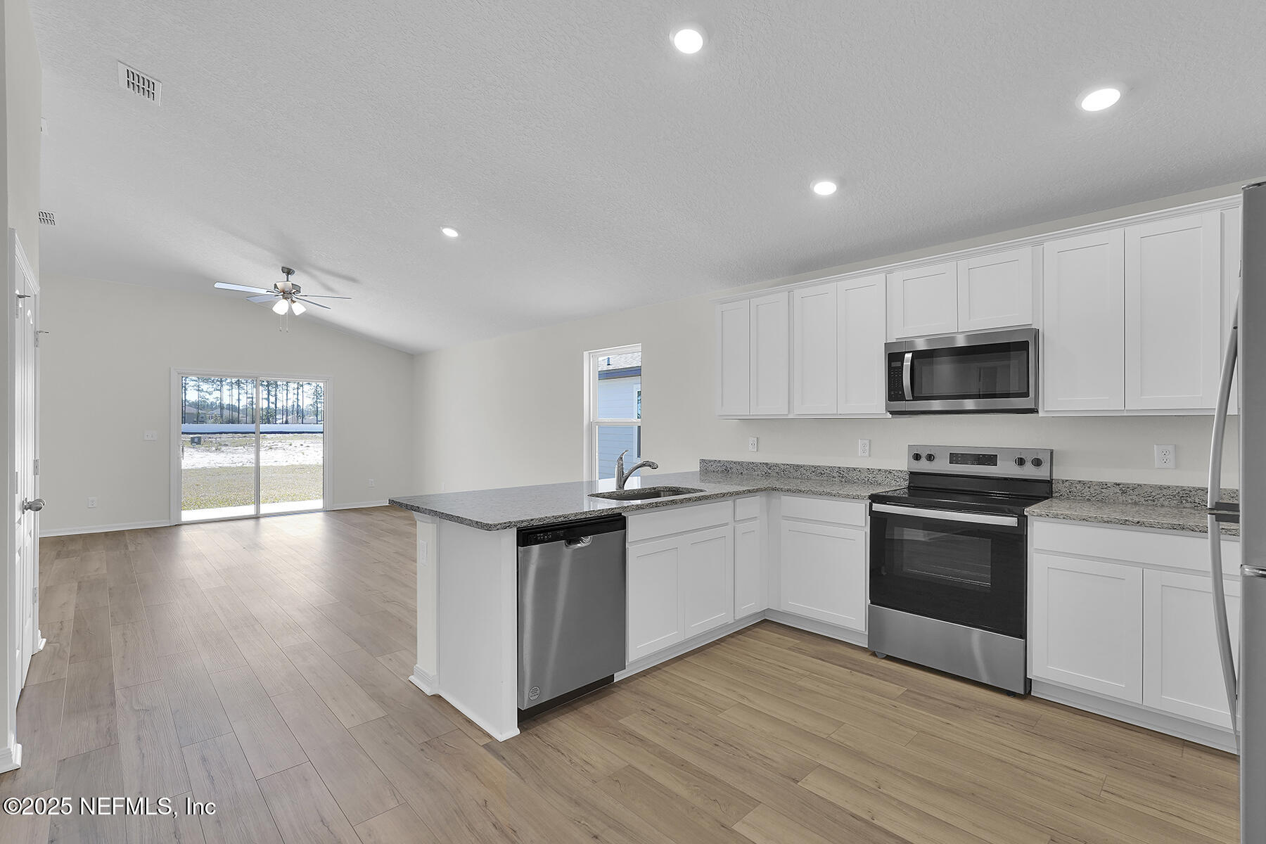 6924 Myrtle Oak Road Jacksonville, FL 32219 - Photo 8 of 21 Florida_Hillcrest_R_009_Hillcrest_L_009