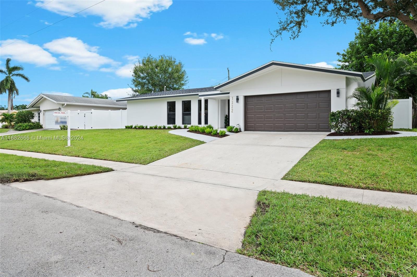 1322 Southwest 9th Street Boca Raton, FL 33486 - Photo 2 of 37