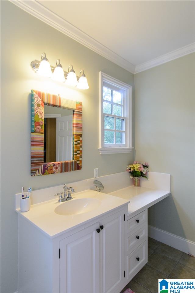703 Warwick Road Birmingham, AL 35209 - Photo 25 of 33