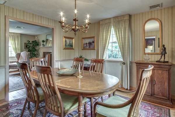 27 Ingleside Road Lexington, MA 02420 - Photo 7 of 21 Gallery Image 7