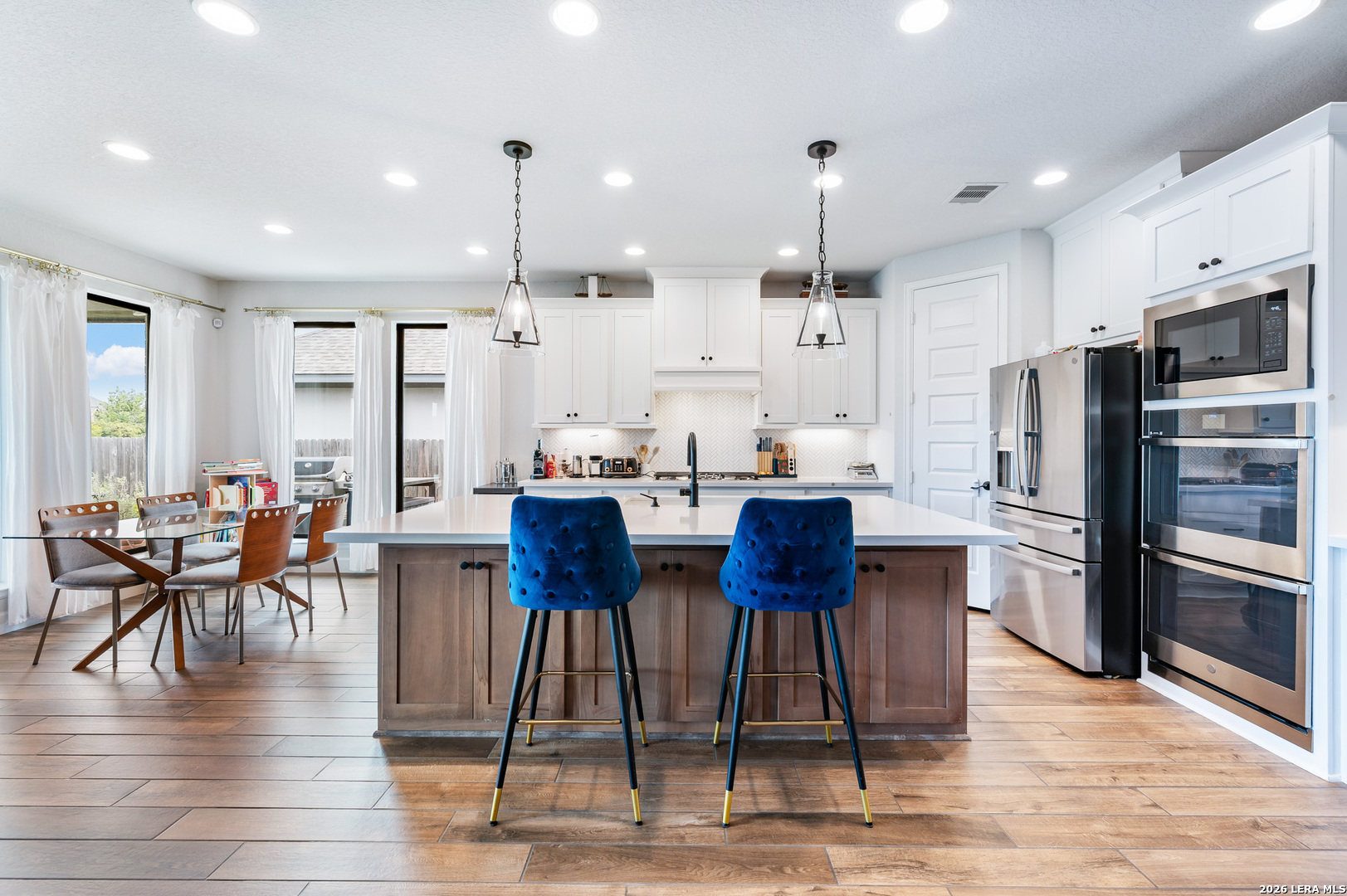 30106 Valley Run Fair Oaks Ranch, TX 78015 - Photo 11 of 26