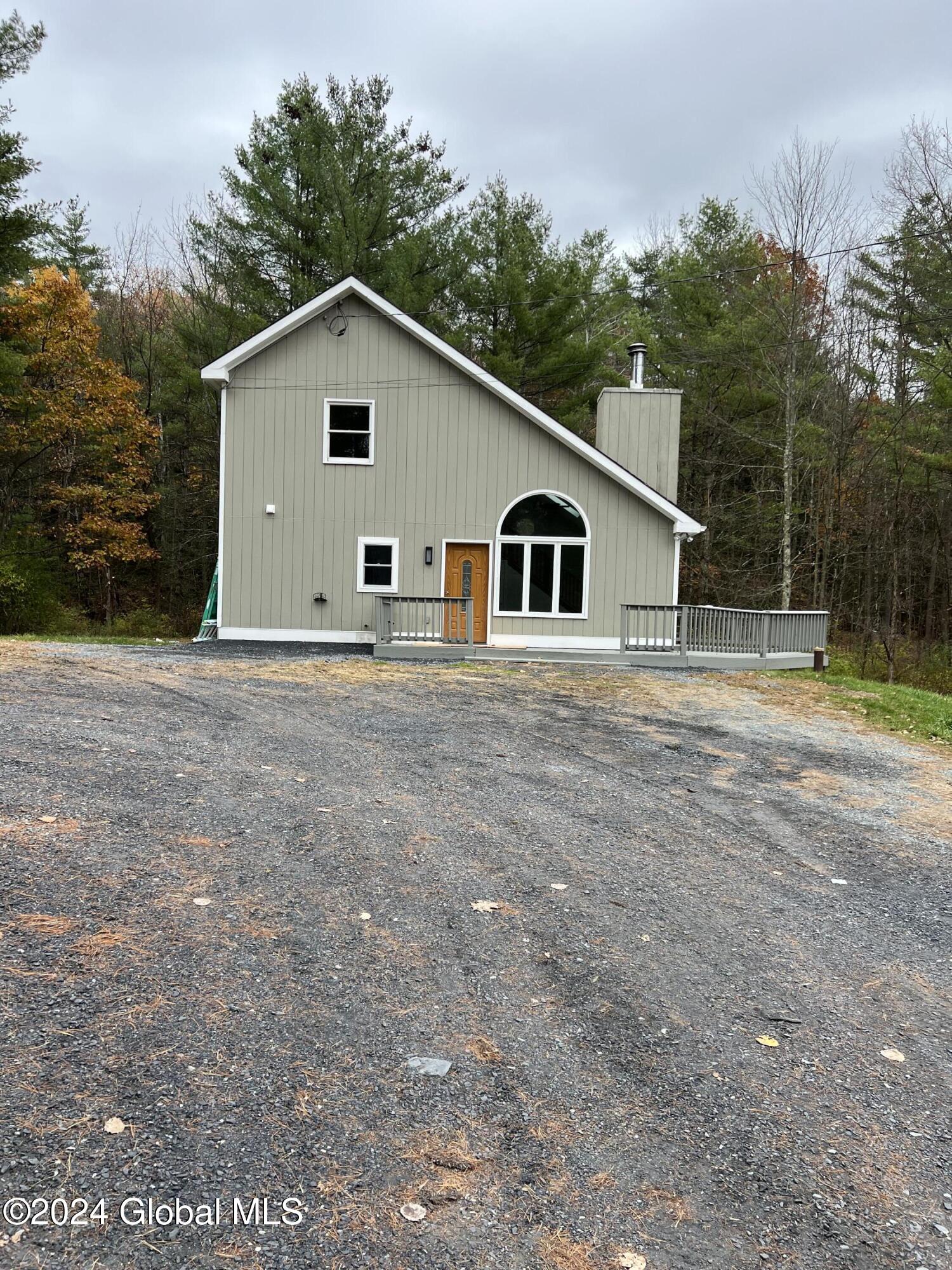 407 County Rte 11 Whitehall, NY 12887 - Photo 4 of 28 IMG_9182