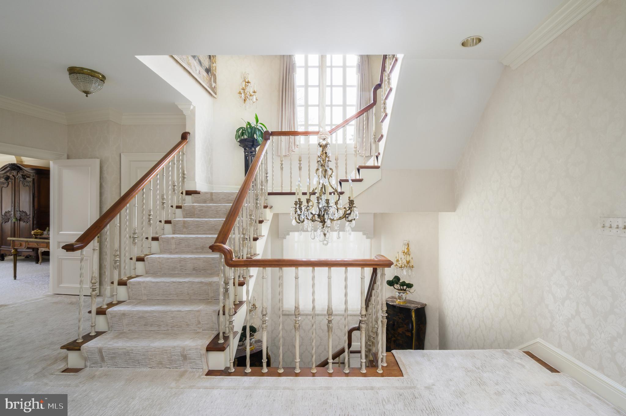 2838 McGill Terrace Northwest Washington, DC 20008 - Photo 35 of 50 a view of entryway and hall